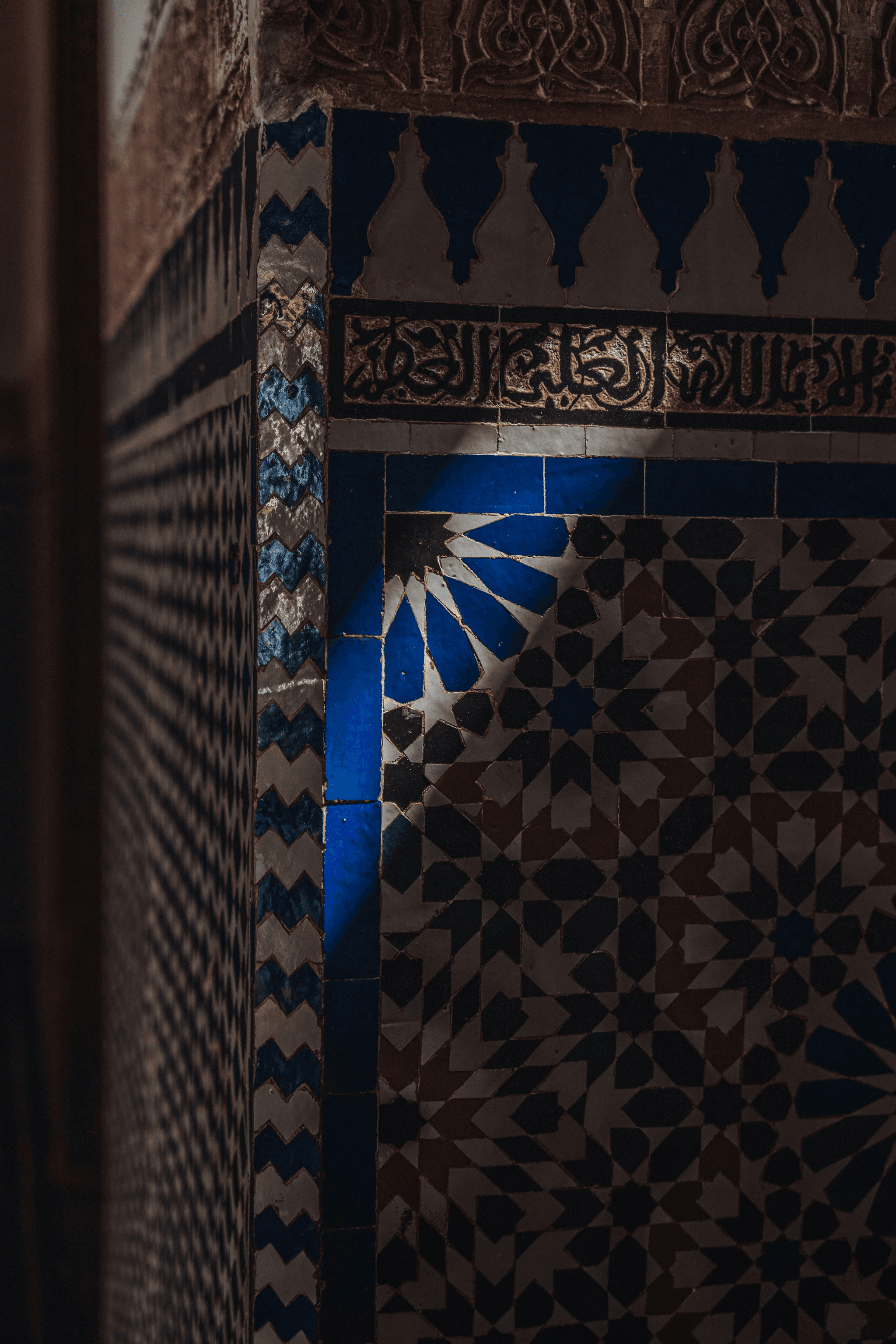 Spectacle night club